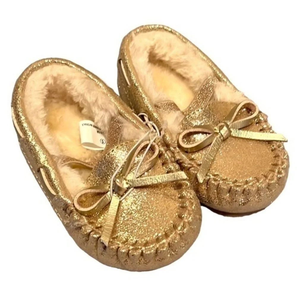 NEW Gold Glitter faux Fur Lined Moccasins Size 5